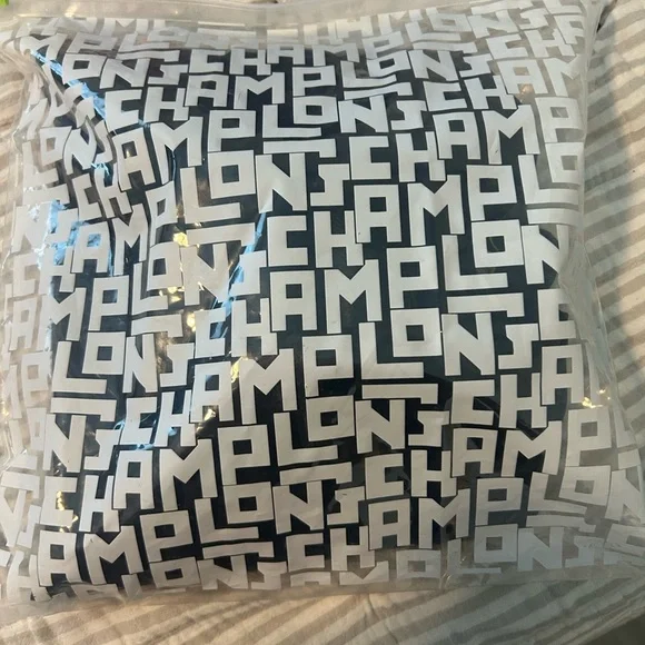 Longchamp tote - Picture 7 of 9